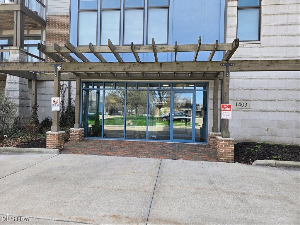 1403 Copper Trace 306