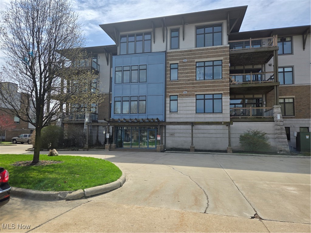 1403 Copper Trace 306