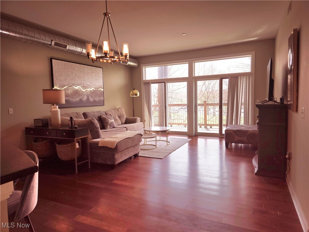 1403 Copper Trace 306