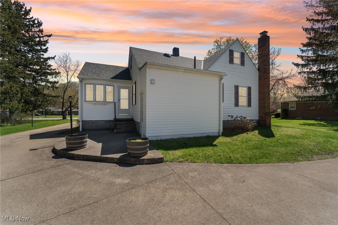 7977 Johnnycake Ridge Road