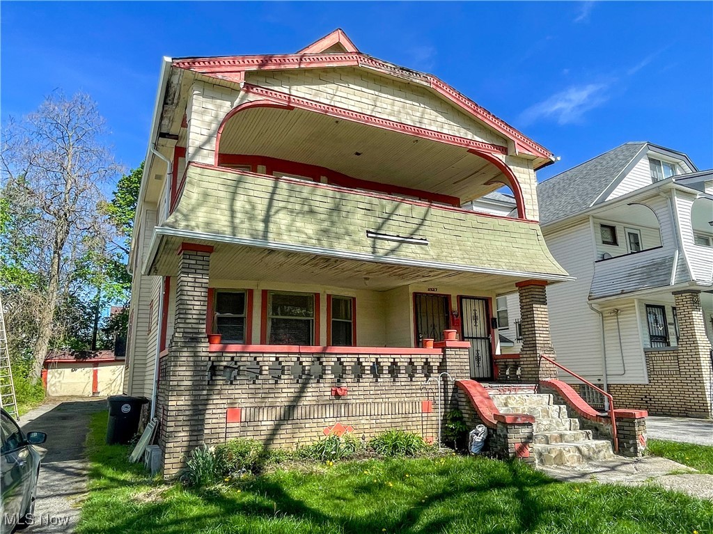 3527 E 151st Street