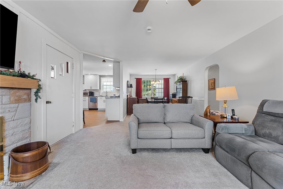 838 Riverside Drive