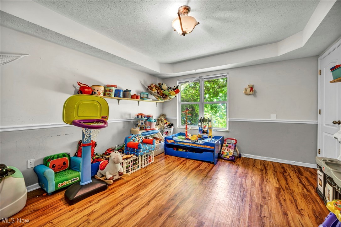547 Greenside Drive