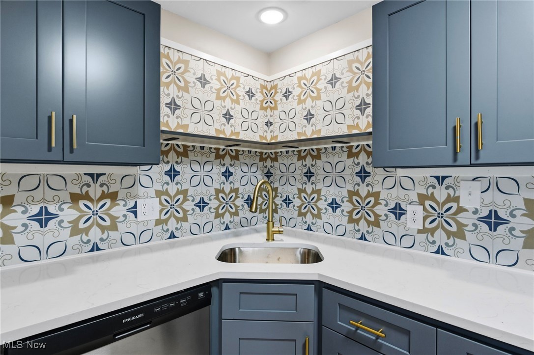 8 Shawondassee Drive