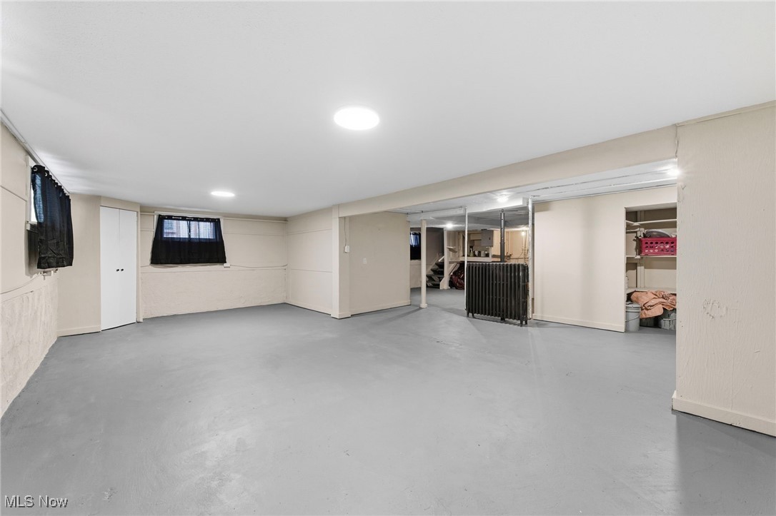 8 Shawondassee Drive