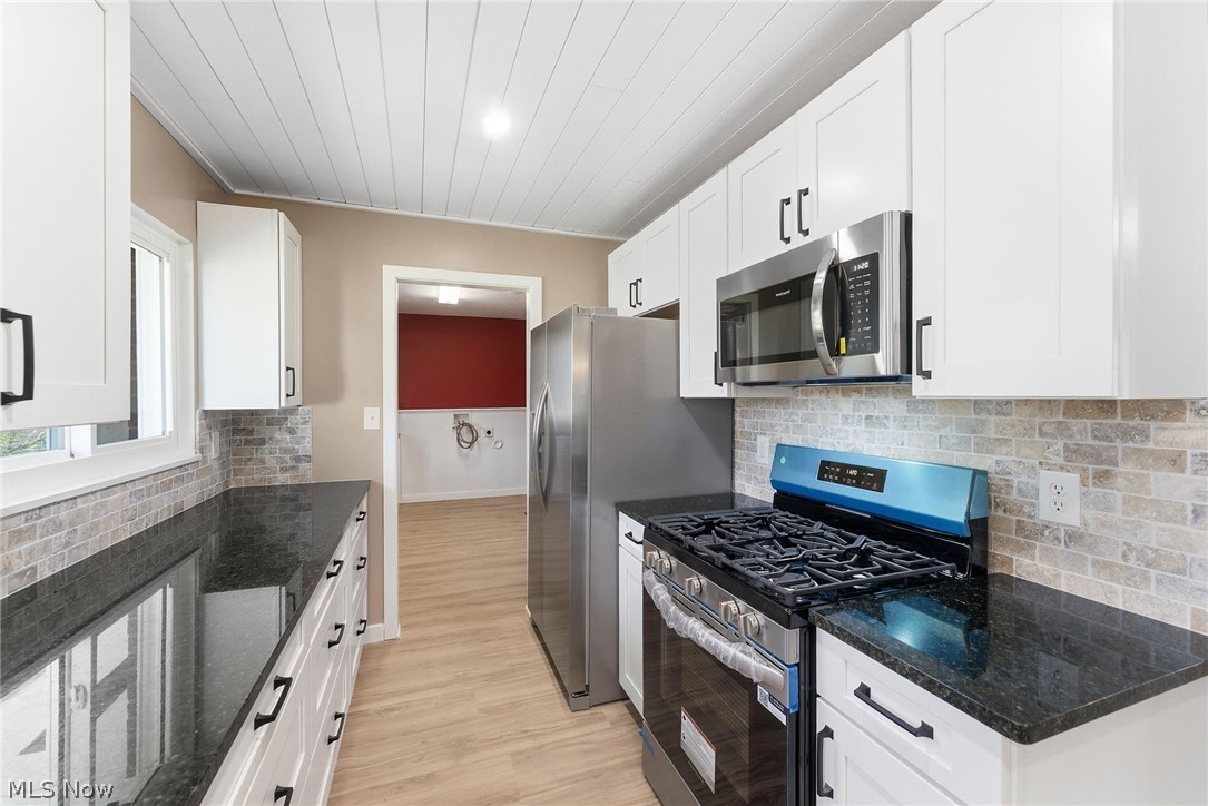 7070 Dogwood Lane