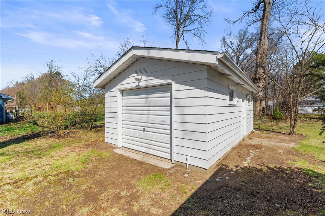 7070 Dogwood Lane