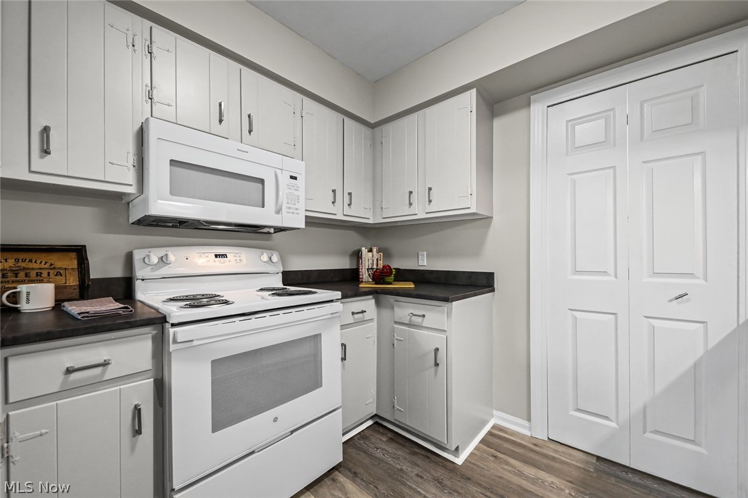 8579 Tanglewood Trail