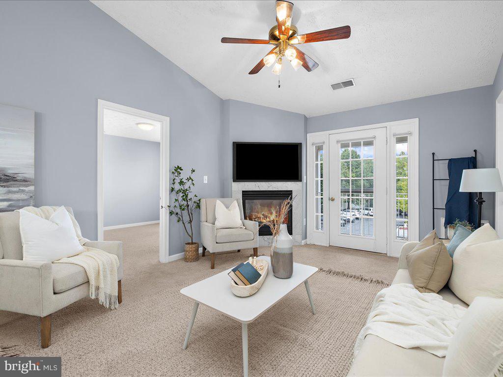 653 BURTONS COVE WAY 12