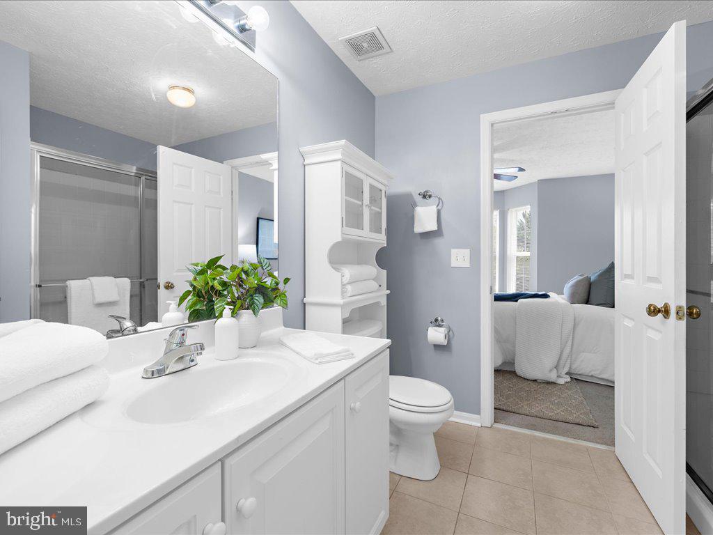 653 BURTONS COVE WAY 12