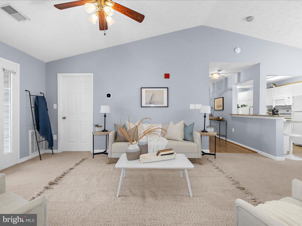 653 BURTONS COVE WAY 12