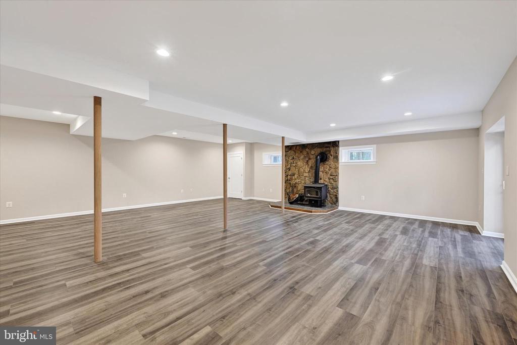 1116 INDIAN LANDING ROAD