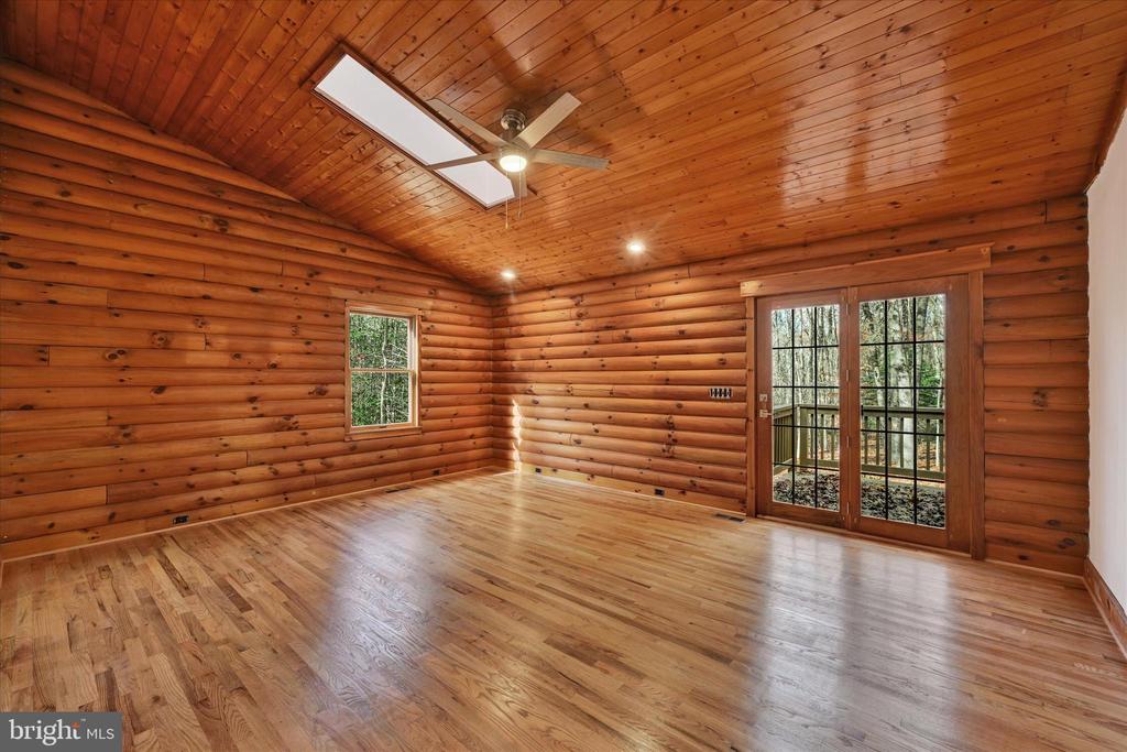1116 INDIAN LANDING ROAD