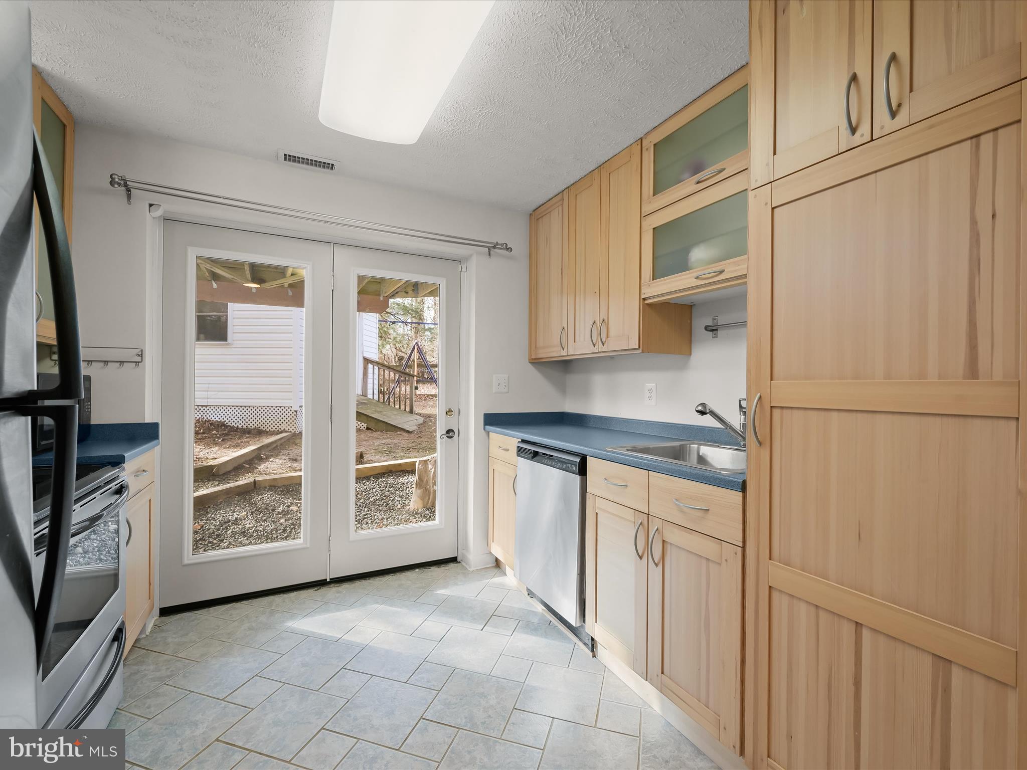 2333 GOLDEN CHAPEL ROAD