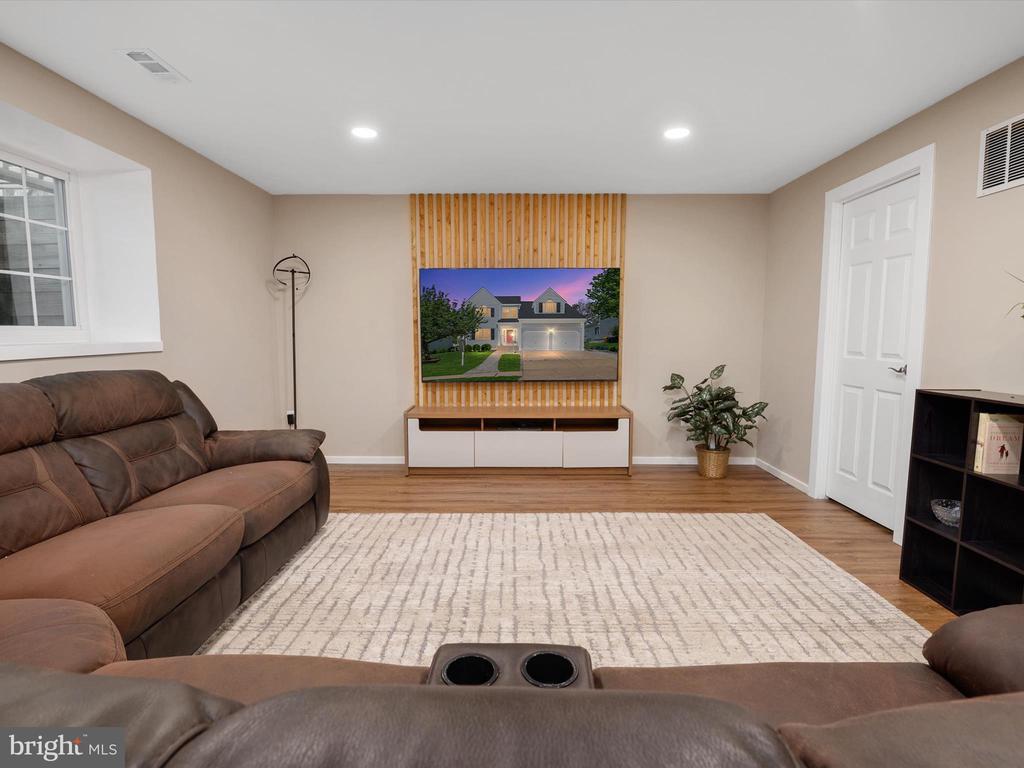 2322 GOLDEN CHAPEL ROAD