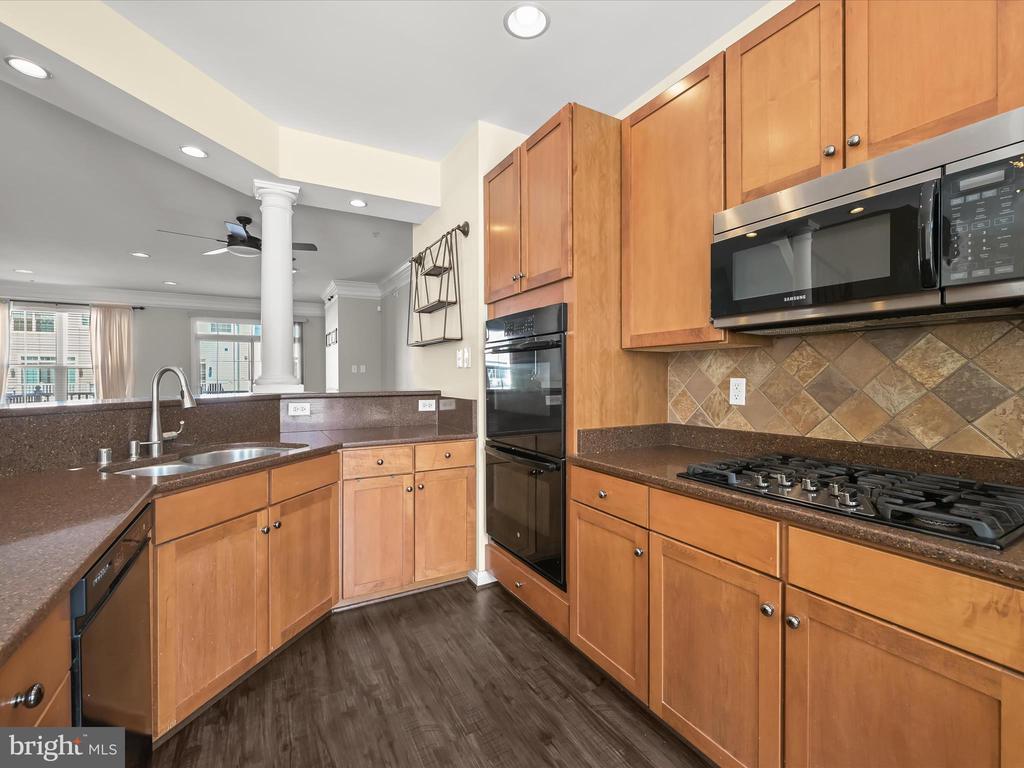 2637 RAPTOR DRIVE