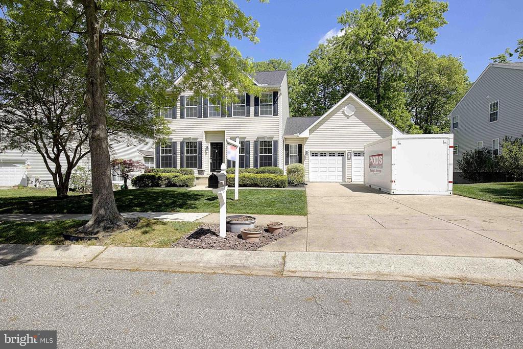 496 PITT COURT