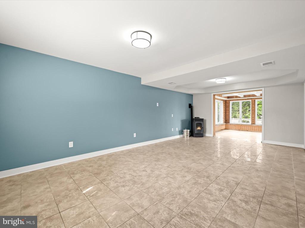 7824 ACORN BANK