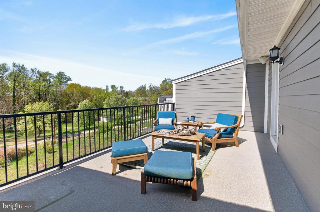 118 TREBLIS WAY