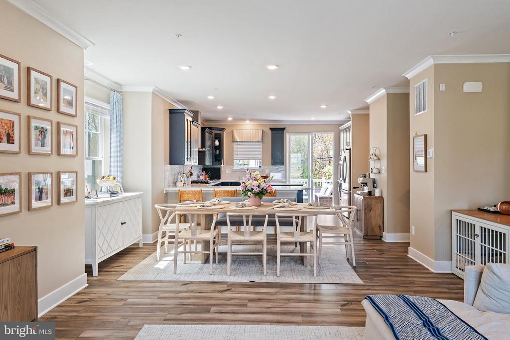 118 TREBLIS WAY