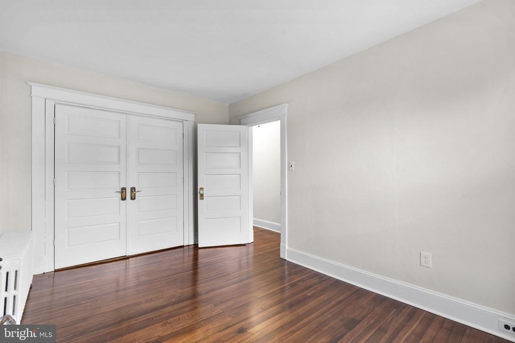 107 MONTICELLO AVENUE
