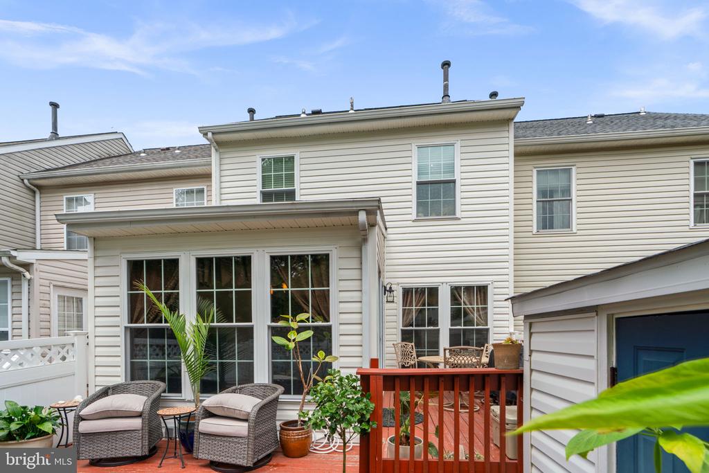 8119 GRAY STONE LANE