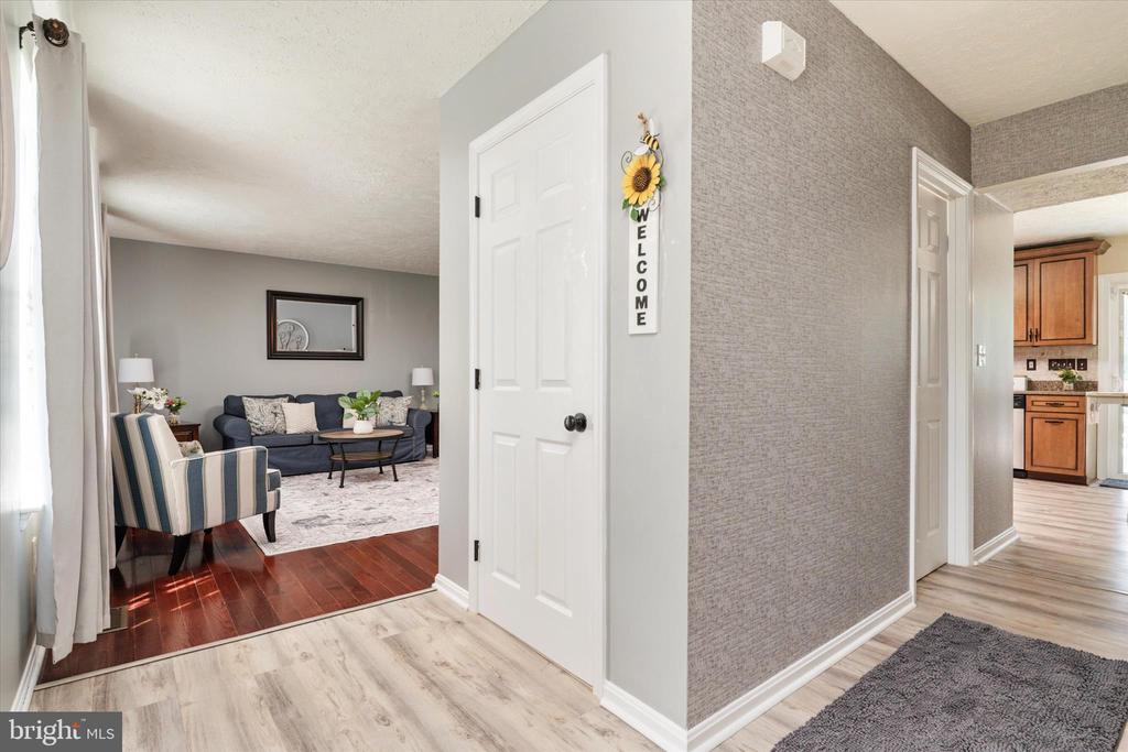 7786 GABRIEL GARTH COURT
