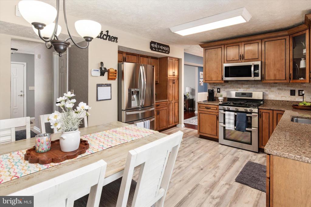 7786 GABRIEL GARTH COURT
