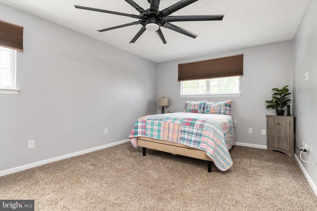 7786 GABRIEL GARTH COURT
