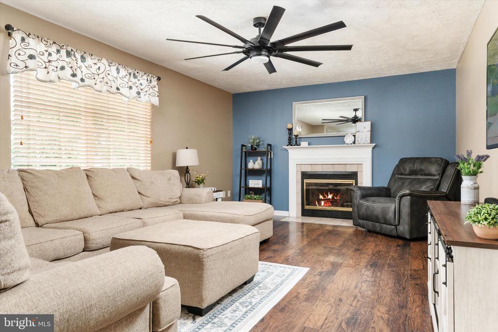 7786 GABRIEL GARTH COURT