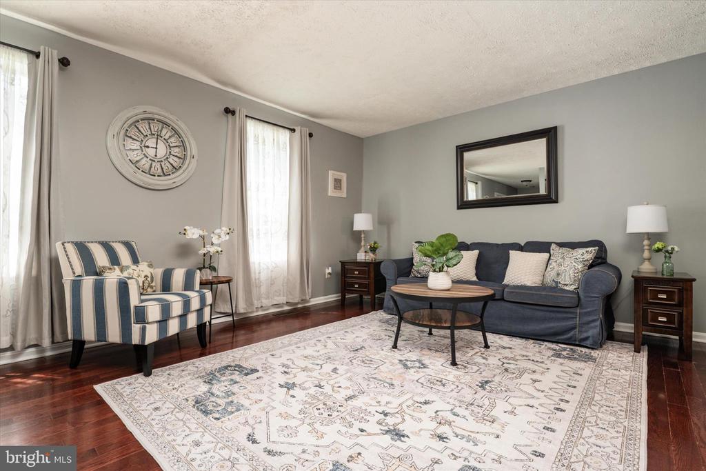 7786 GABRIEL GARTH COURT