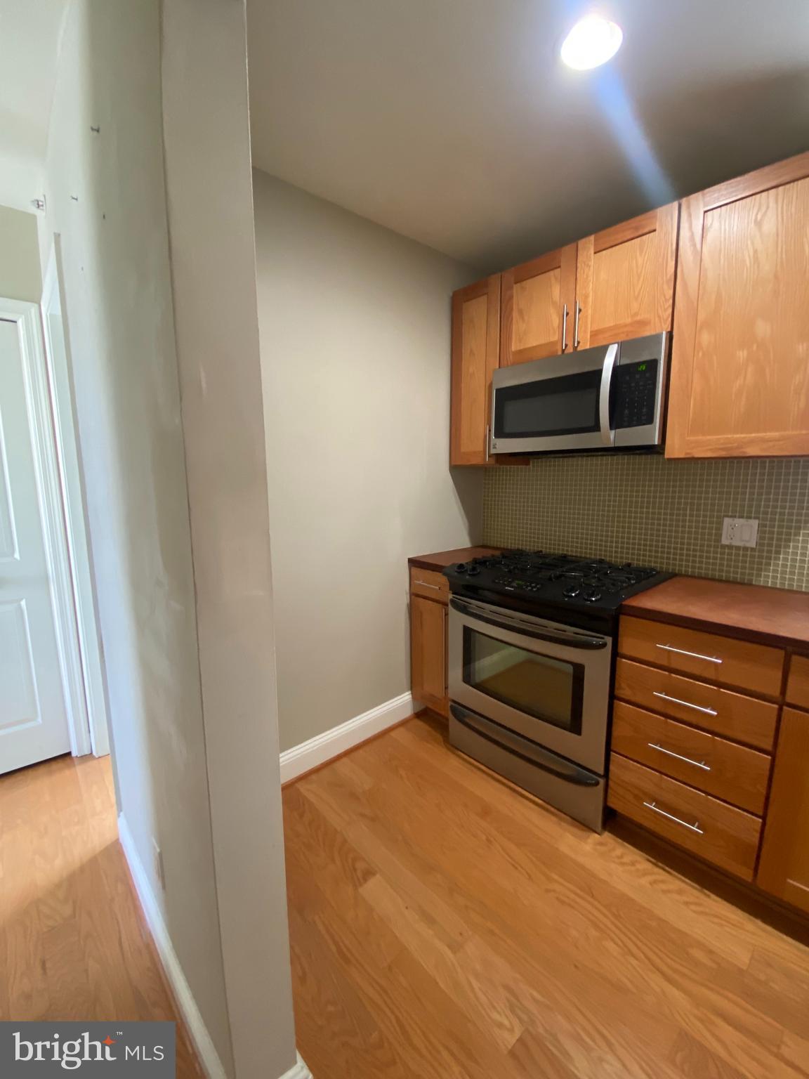 1018 N CHARLES STREET R-8