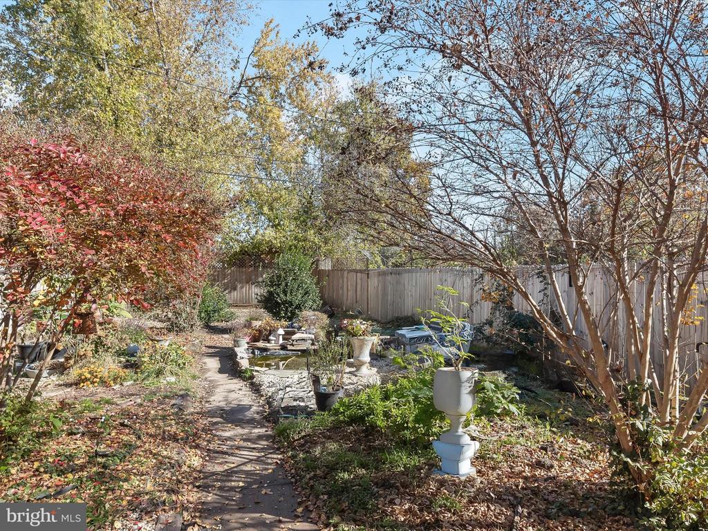 1917 BREITWERT AVENUE