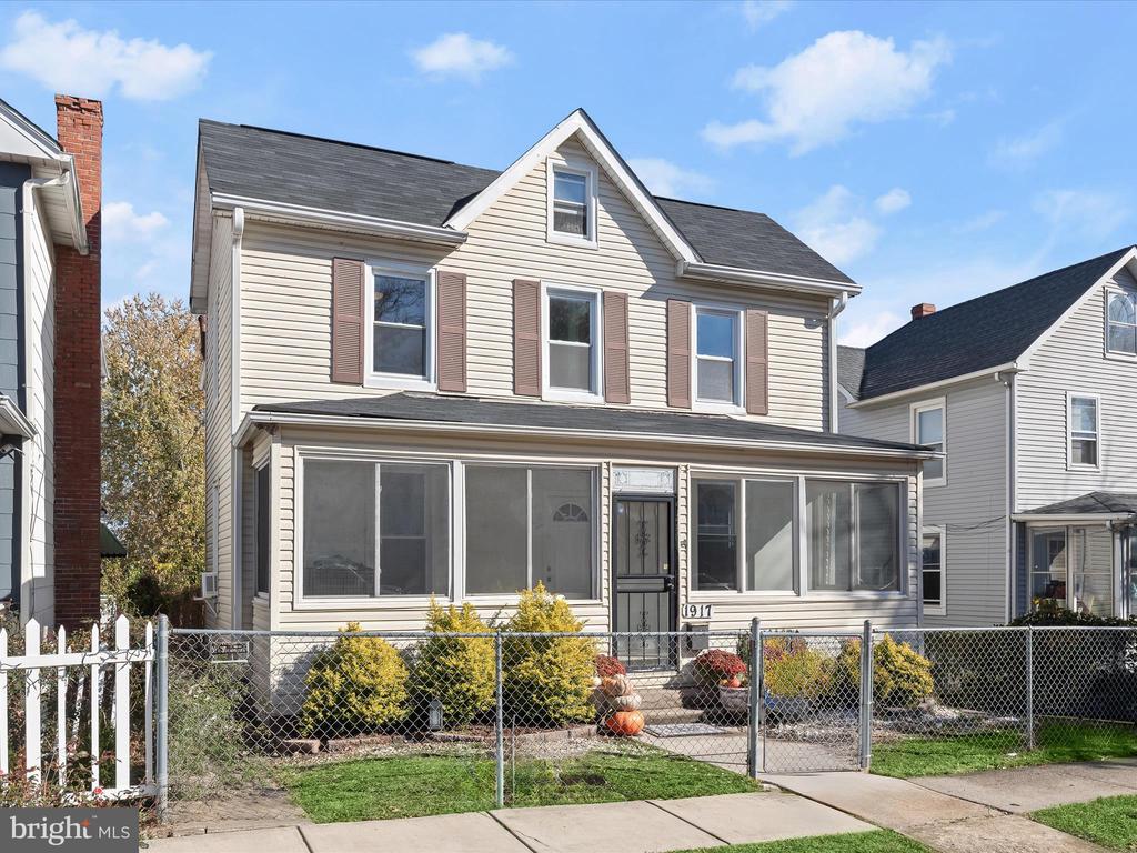 1917 BREITWERT AVENUE