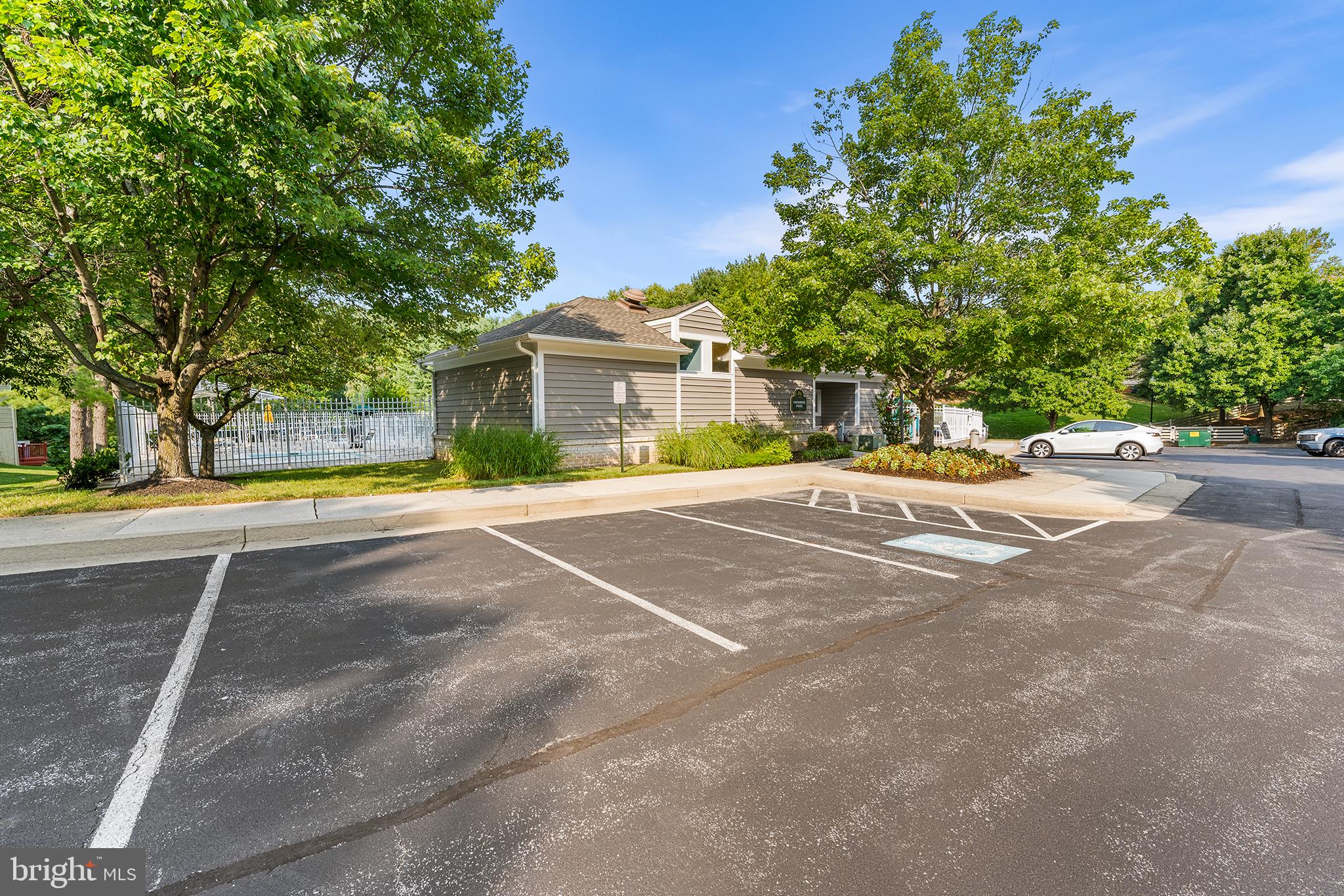 5101 SPRING WILLOW COURT