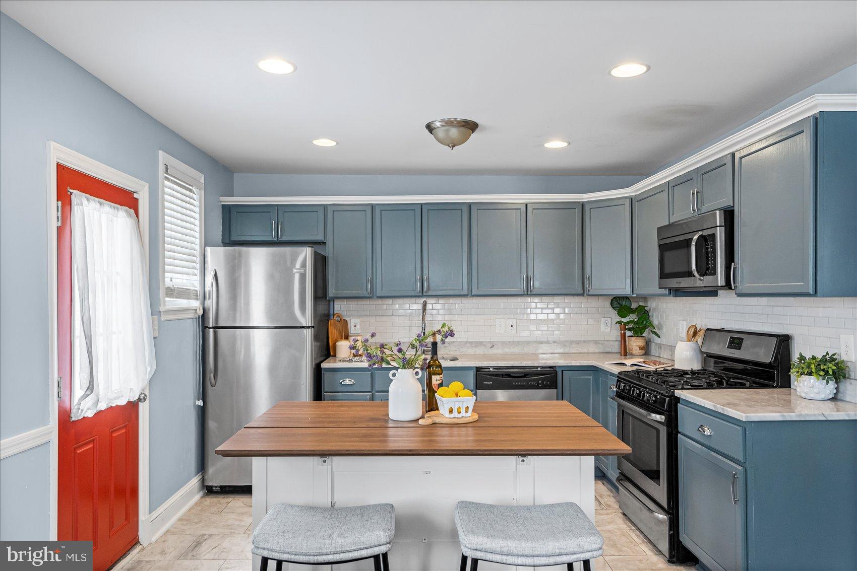 7708 MIDDLESEX PLACE