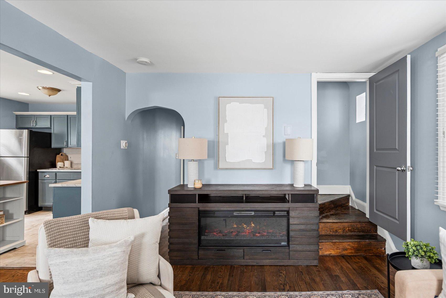 7708 MIDDLESEX PLACE