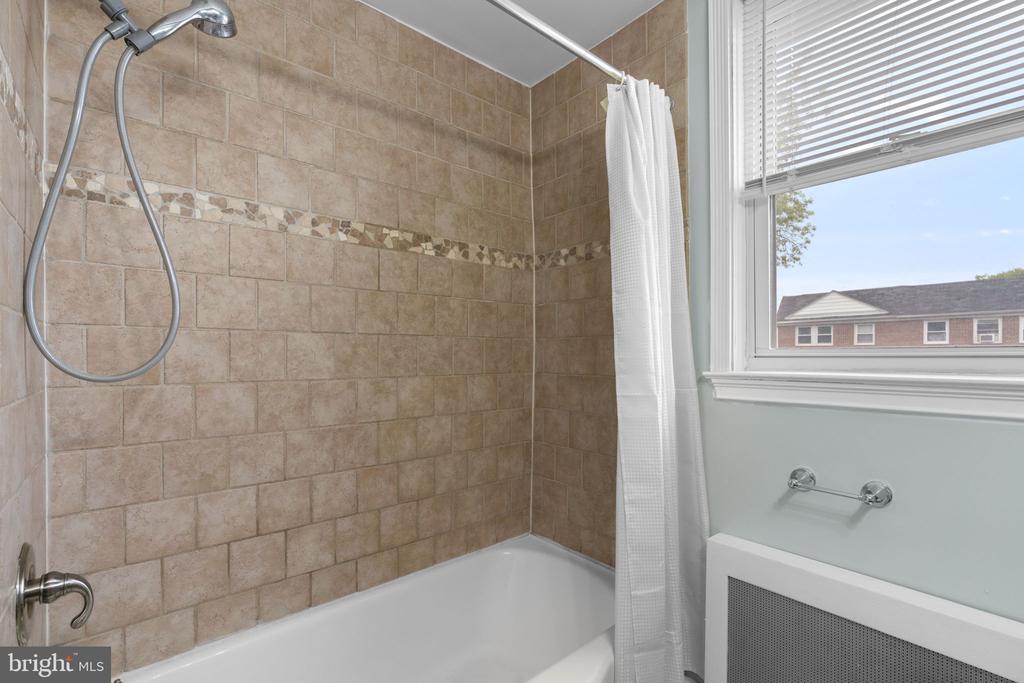 30 S PROSPECT AVENUE S