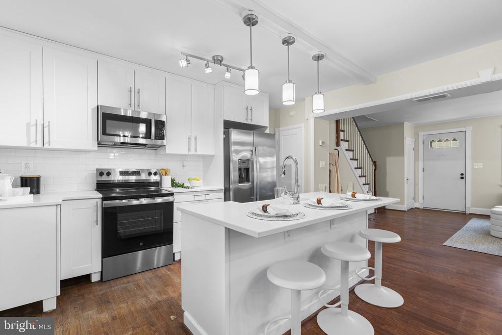 30 S PROSPECT AVENUE S