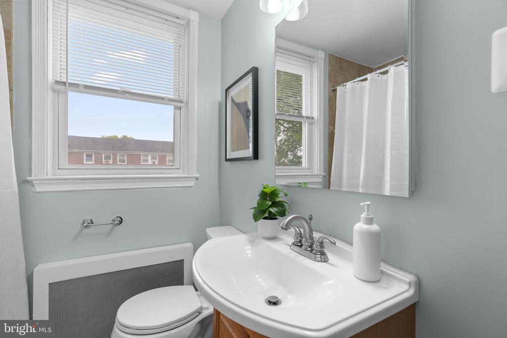 30 S PROSPECT AVENUE S