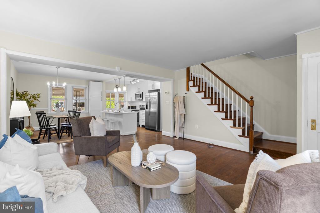 30 S PROSPECT AVENUE S
