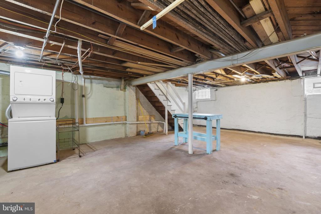30 S PROSPECT AVENUE S