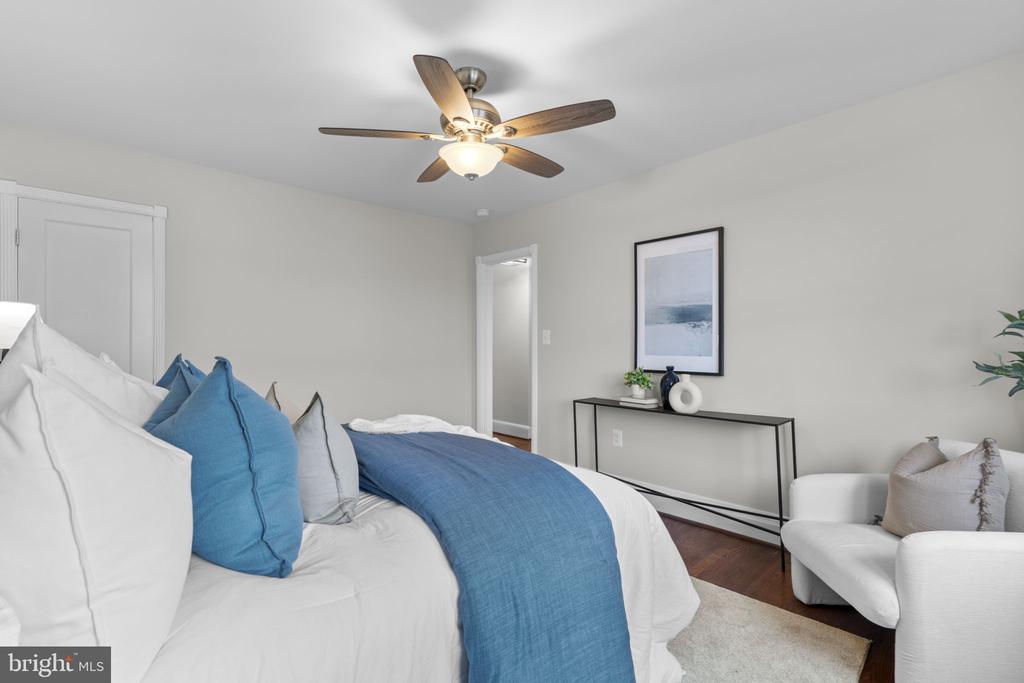 30 S PROSPECT AVENUE S