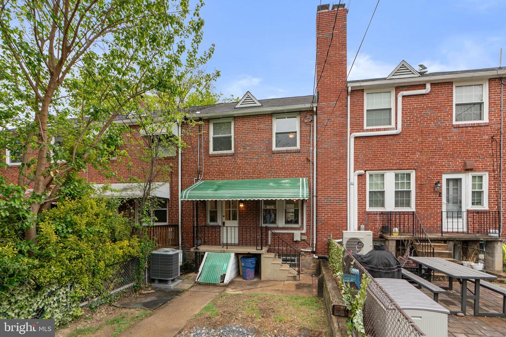 30 S PROSPECT AVENUE S