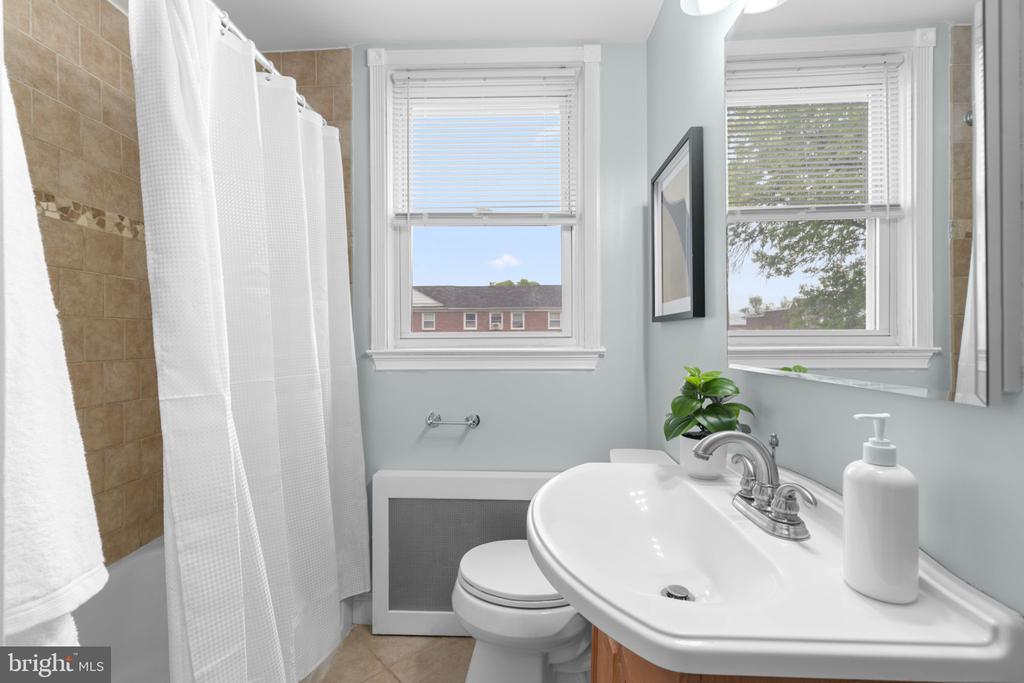 30 S PROSPECT AVENUE S