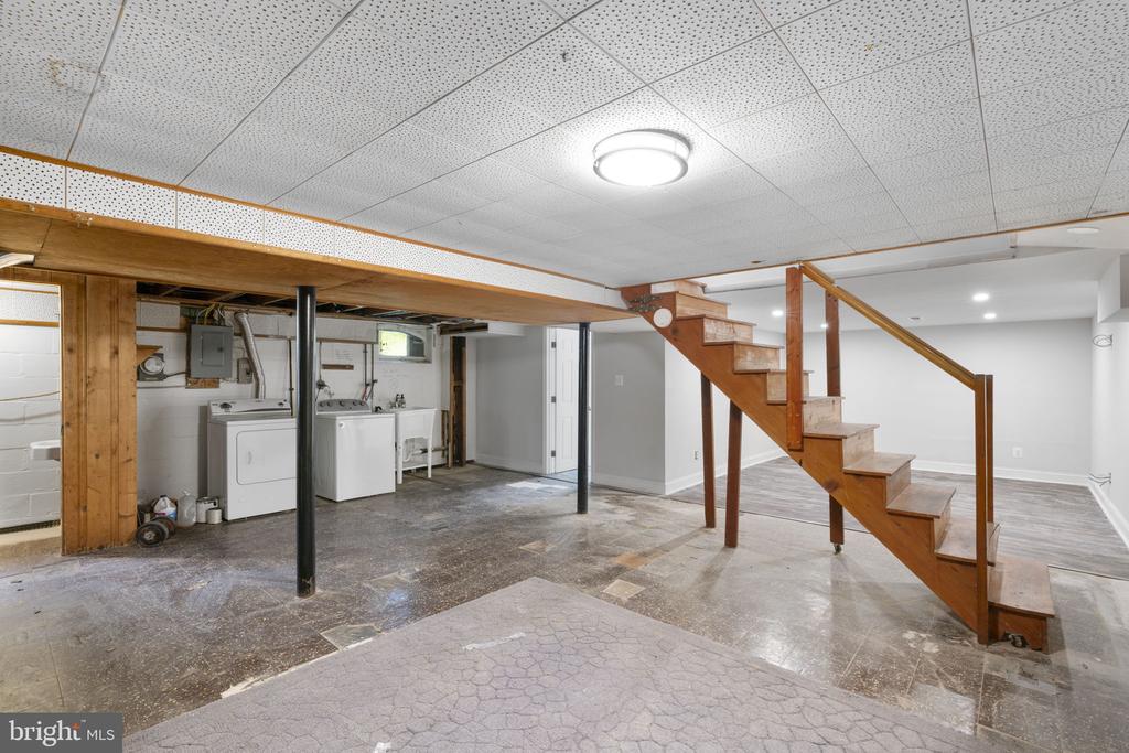 577 BROOK ROAD