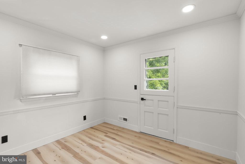 577 BROOK ROAD