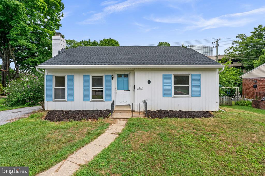 577 BROOK ROAD