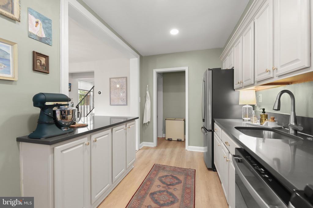 228 ALTAMONT AVENUE
