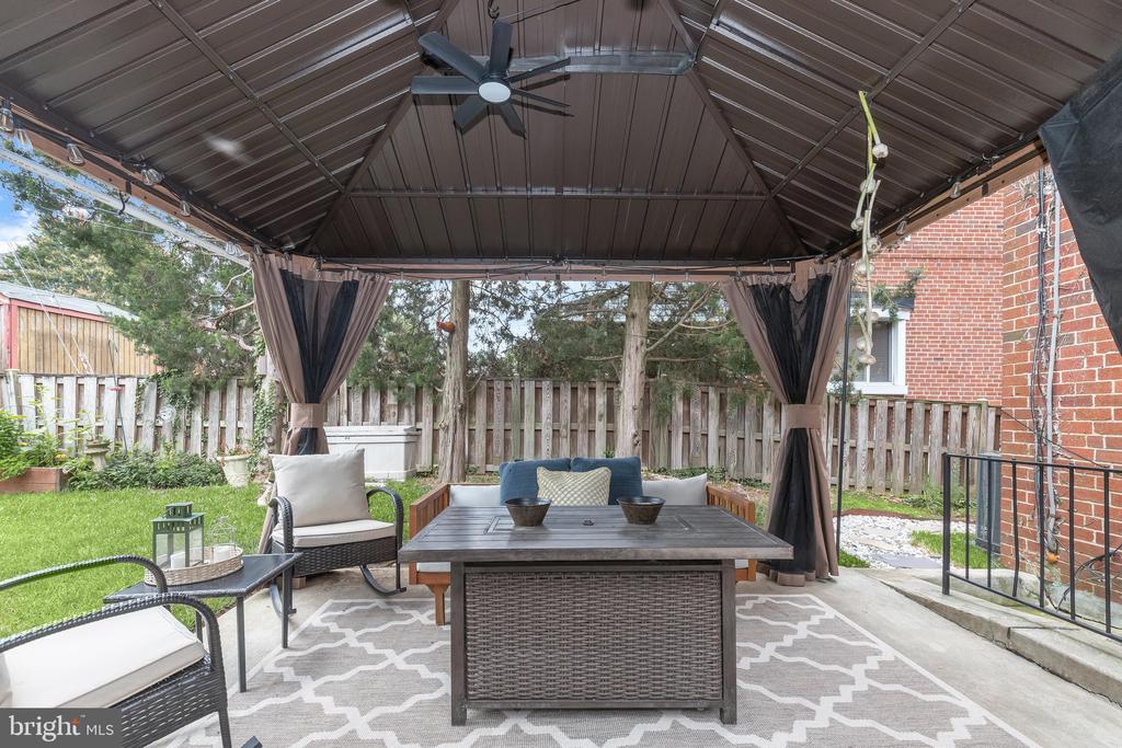 228 ALTAMONT AVENUE